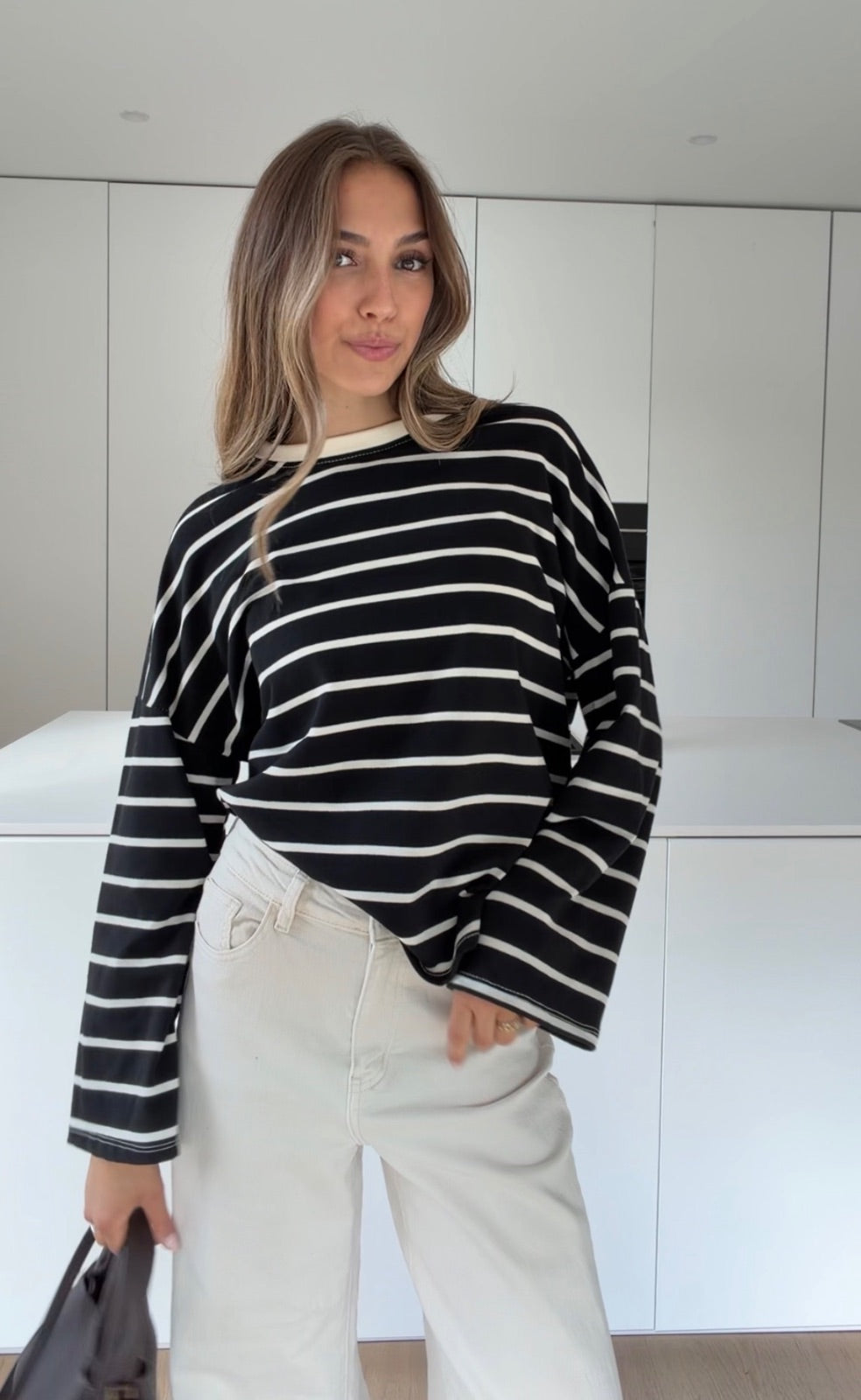 STRIPED LONGSLEEVE BLACK BLACK-WHITE – Schwarz-Weiß | avenuegirls.de Damenmode