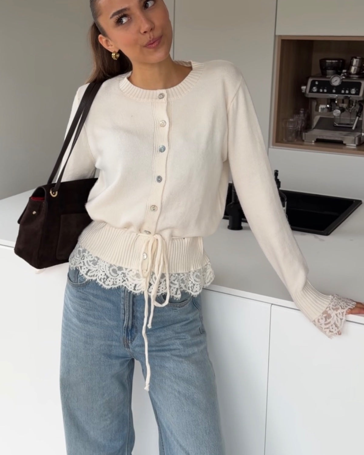 LACE CARDIGAN CREAM – Creme | avenuegirls.de Damenmode