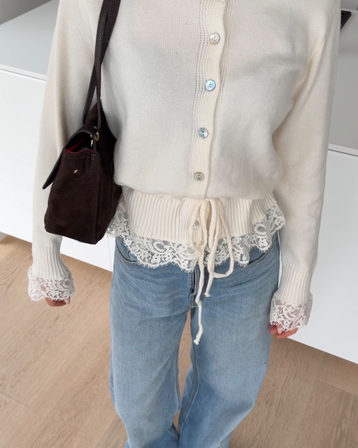 LACE CARDIGAN CREAM – Creme | avenuegirls.de Damenmode