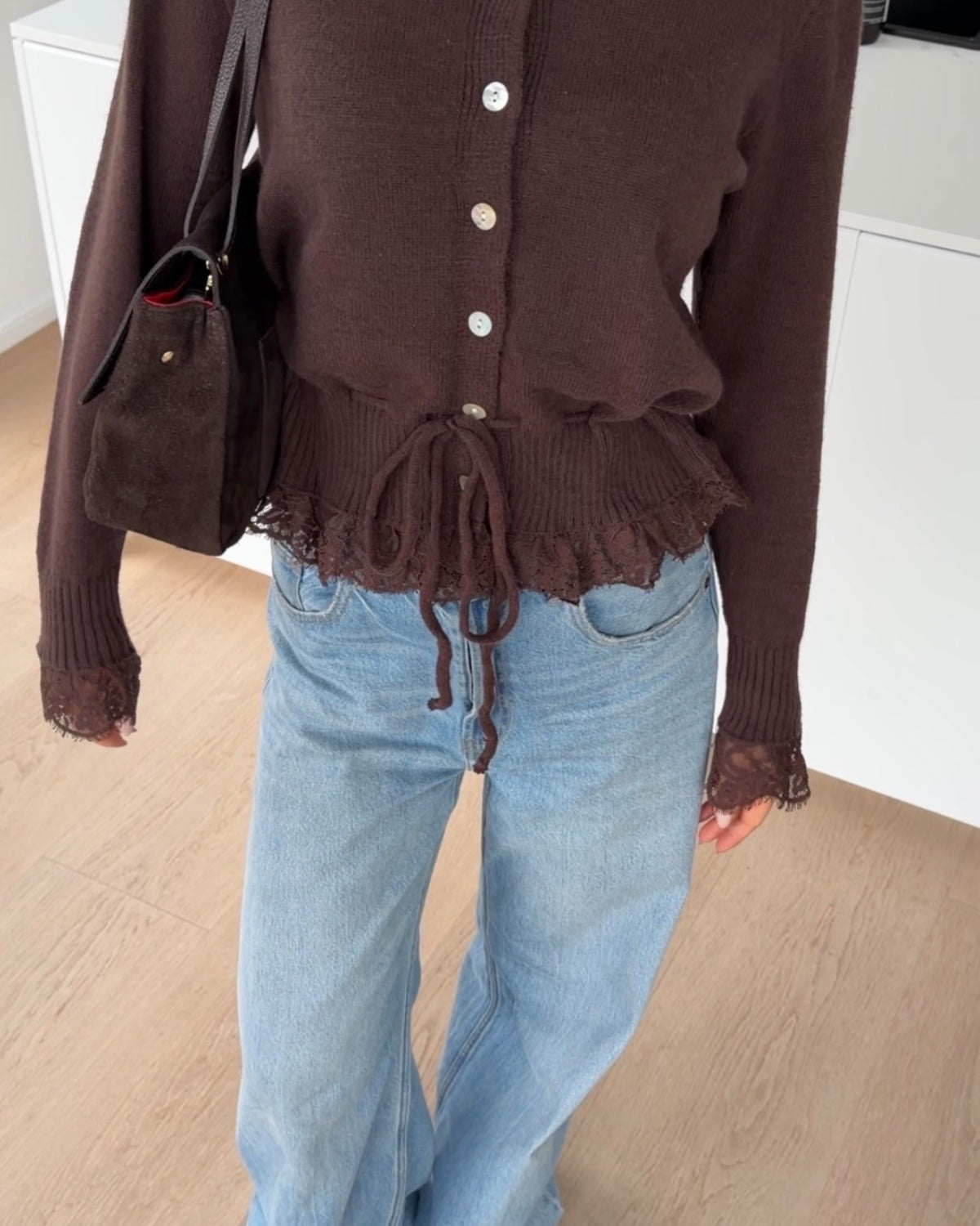 LACE CARDIGAN BROWN – Braun | avenuegirls.de Damenmode