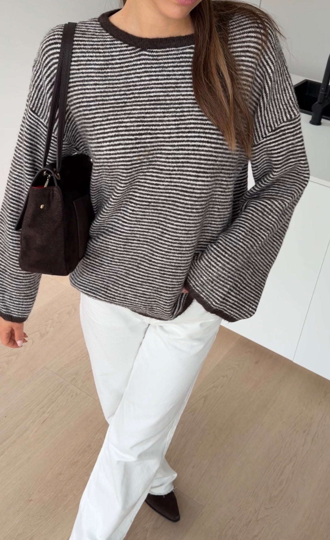 SOFT SMALL STRIPED PULLOVER BROWN-WHITE – Braun-Weiß | avenuegirls.de Damenmode