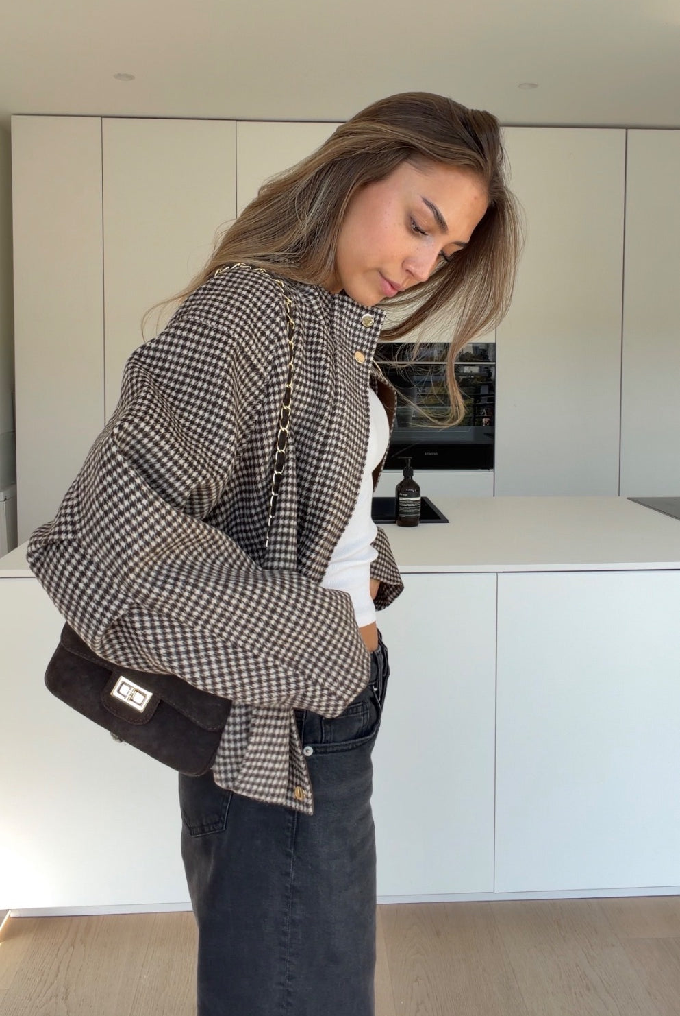 KARO ZIP JACKET BROWN – Braun | avenuegirls.de Damenmode