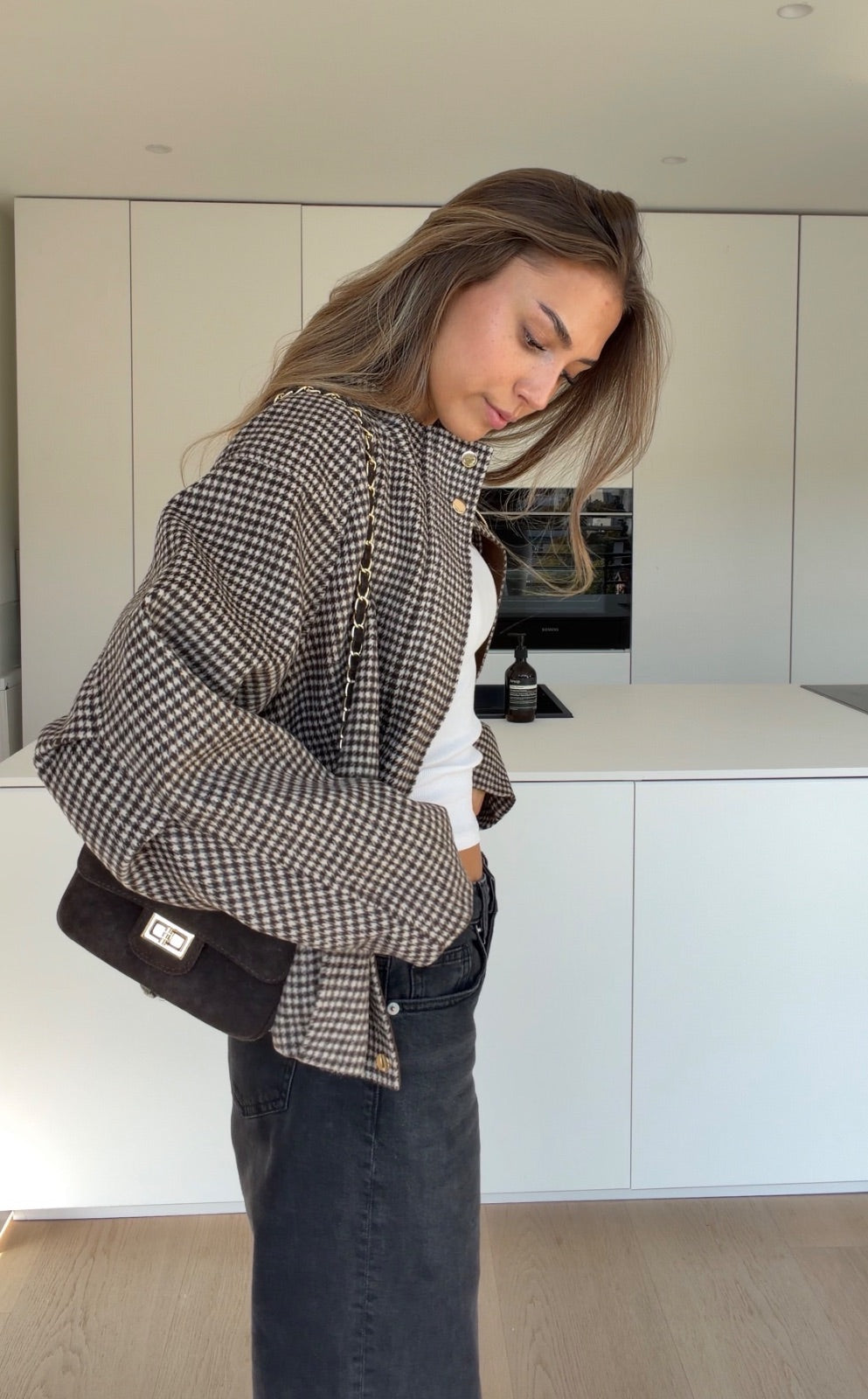 KARO ZIP JACKET BROWN – Braun | avenuegirls.de Damenmode