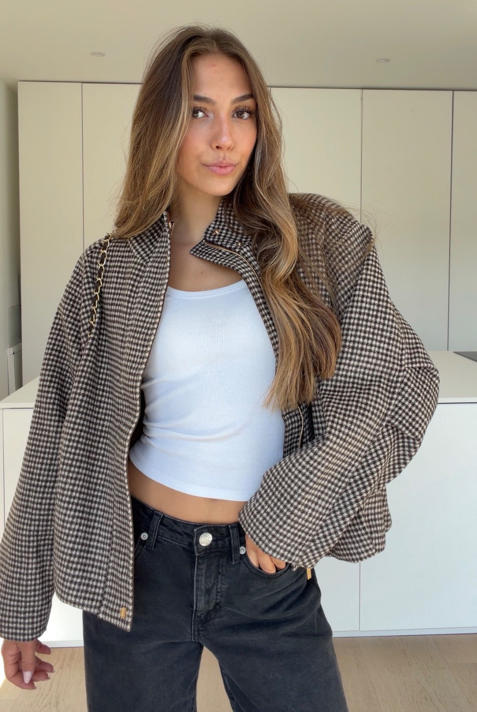 KARO ZIP JACKET BROWN – Braun | avenuegirls.de Damenmode