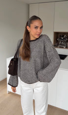 SOFT SMALL STRIPED PULLOVER BROWN-WHITE – Braun-Weiß | avenuegirls.de Damenmode