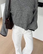 SOFT SMALL STRIPED PULLOVER BLACK-WHITE – Schwarz-Weiß | avenuegirls.de Damenmode