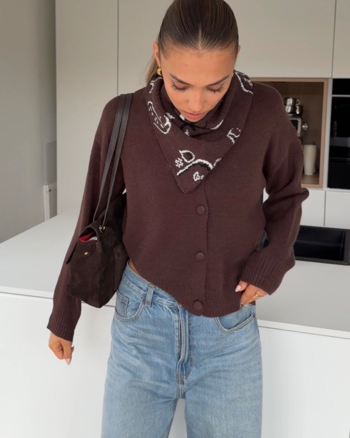 CARDIGAN MIT PAISLEY SCARF BROWN – Braun | avenuegirls.de Damenmode