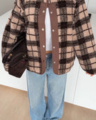 KARO BUTTON JACKET BROWN – Braun | avenuegirls.de Damenmode