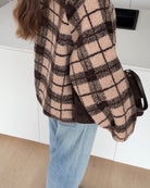 KARO BUTTON JACKET BROWN – Braun | avenuegirls.de Damenmode