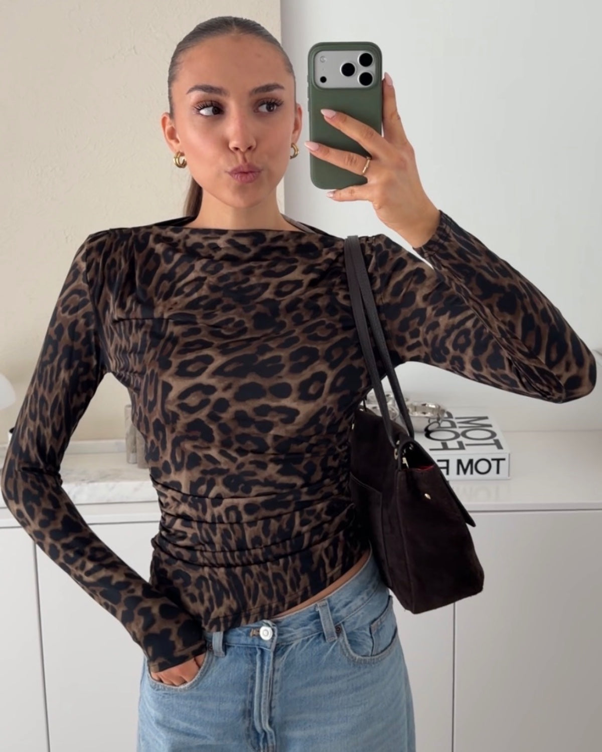 LEO LONGSLEEVE BROWN – Braun | avenuegirls.de Damenmode
