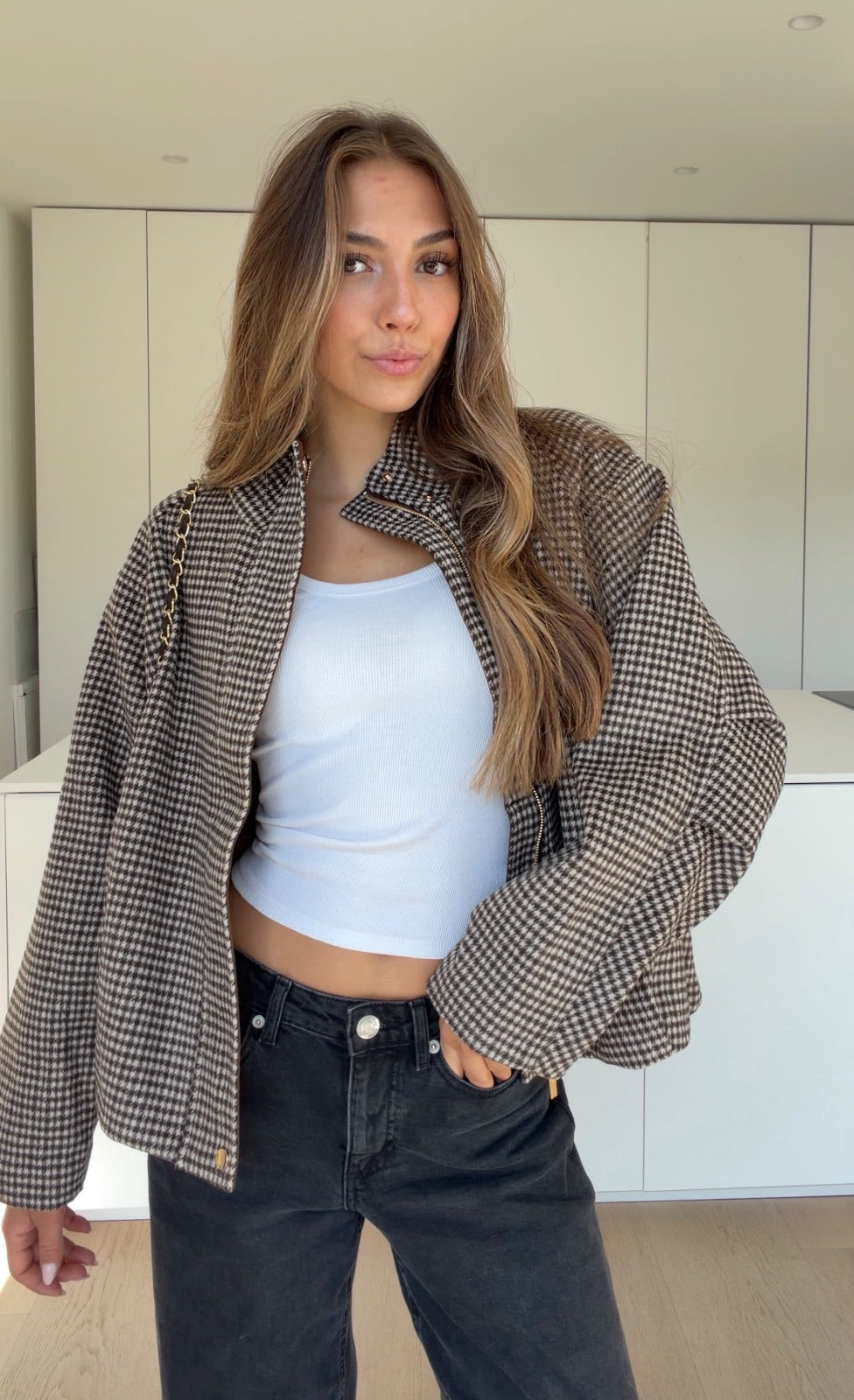 KARO ZIP JACKET BROWN – Braun | avenuegirls.de Damenmode