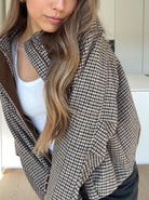 KARO ZIP JACKET BROWN – Braun | avenuegirls.de Damenmode