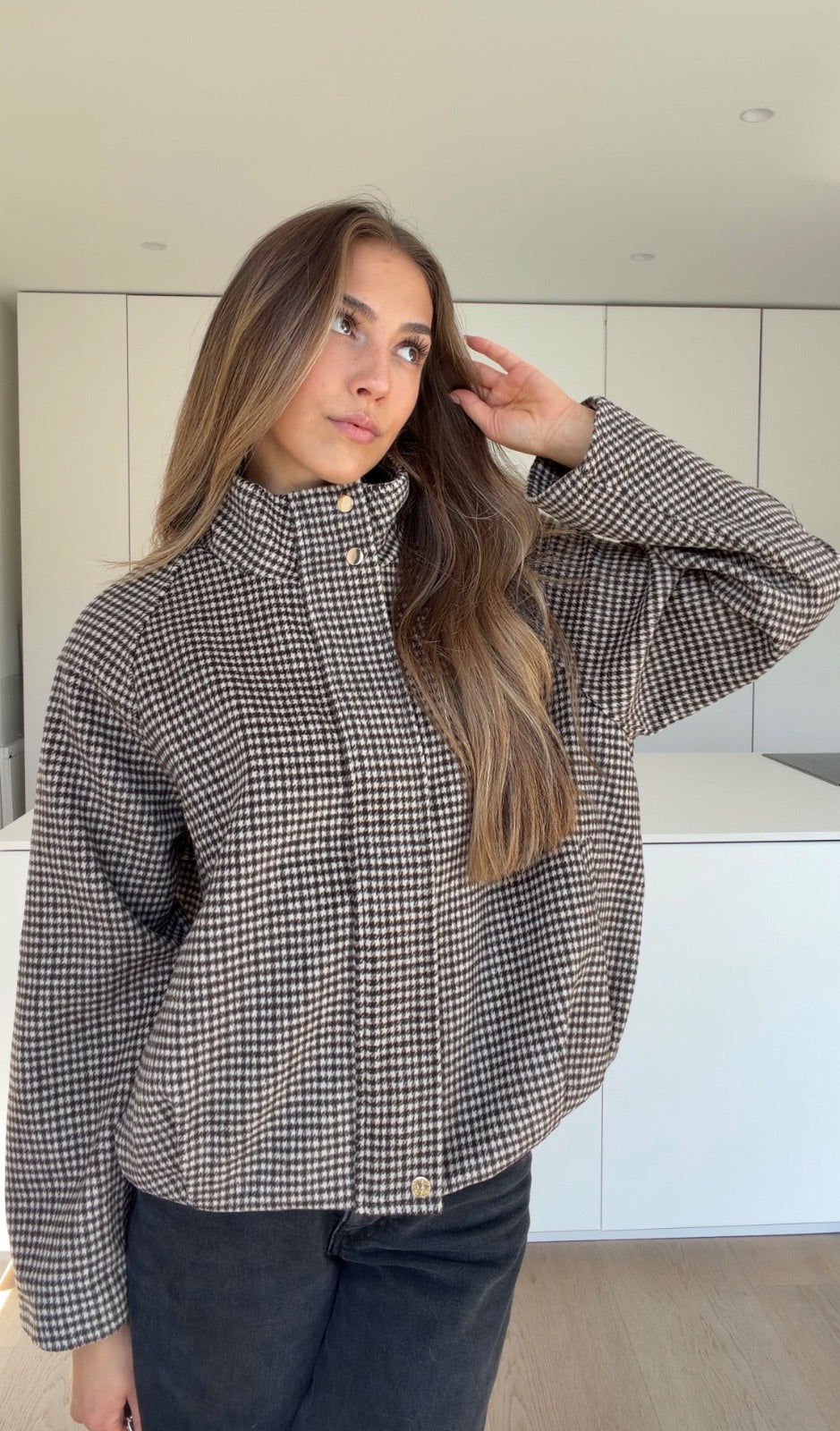 KARO ZIP JACKET BROWN – Braun | avenuegirls.de Damenmode
